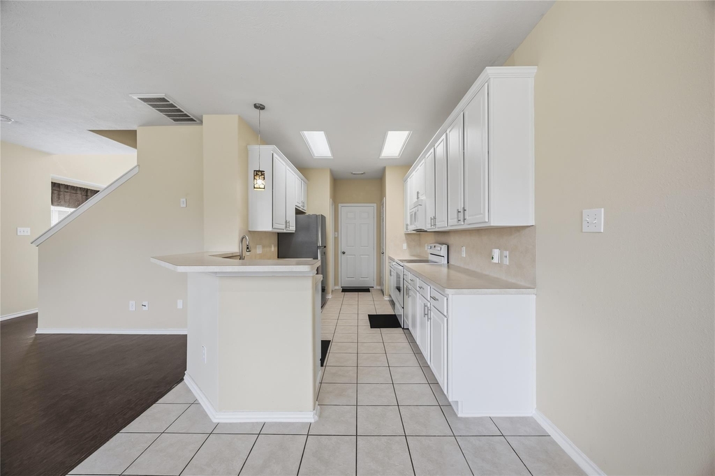 2951 Hackamore Hollow Lane - Photo 8