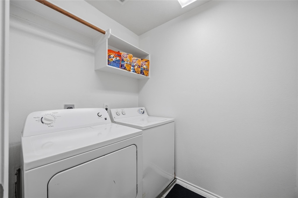 2951 Hackamore Hollow Lane - Photo 20