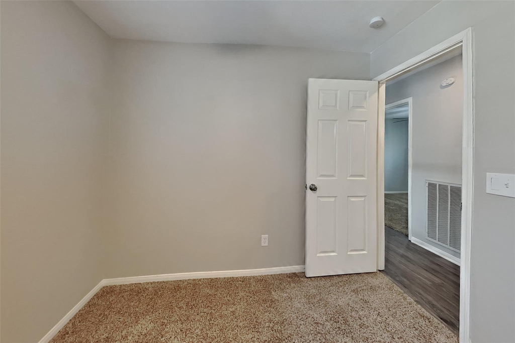 9530 Cabin Creek Drive - Photo 17