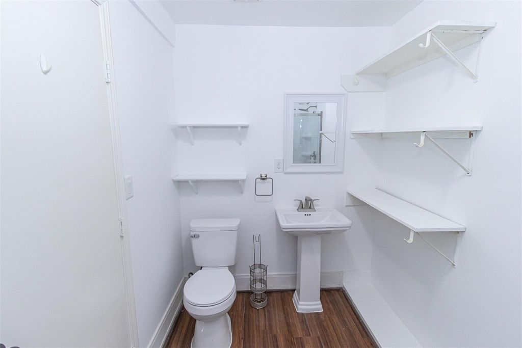 1510 Walton Street - Photo 25