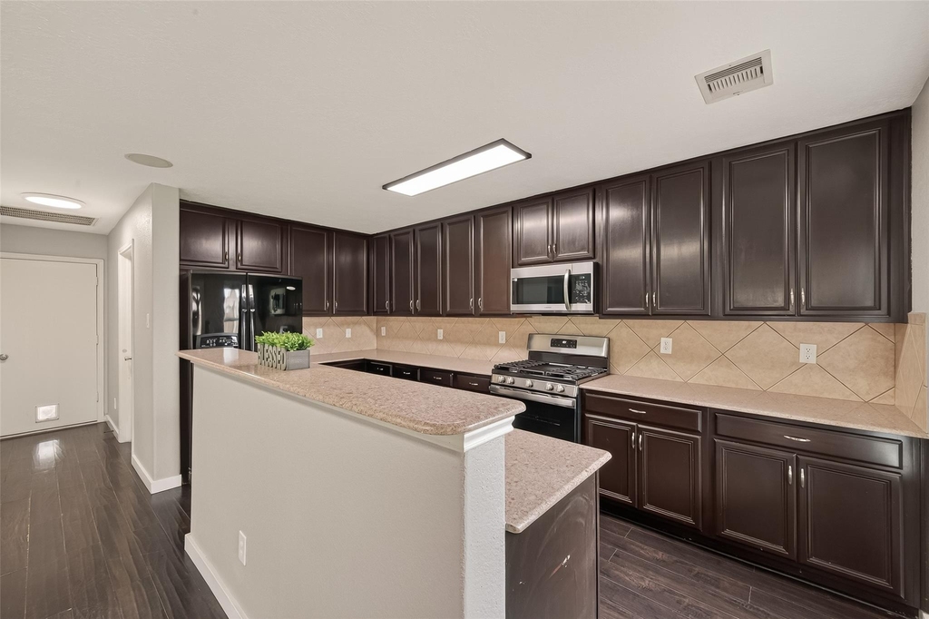 18302 Walden Gate Ln - Photo 15
