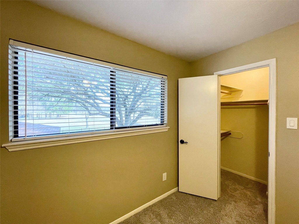 15006 Elmont Drive - Photo 33