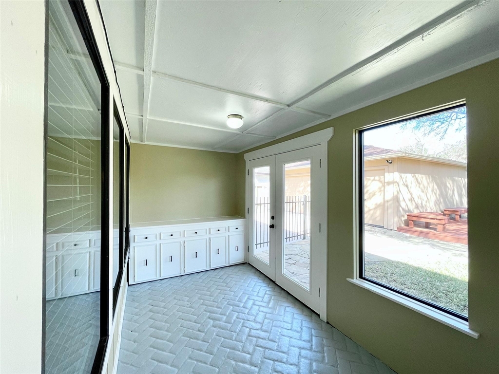 15006 Elmont Drive - Photo 21