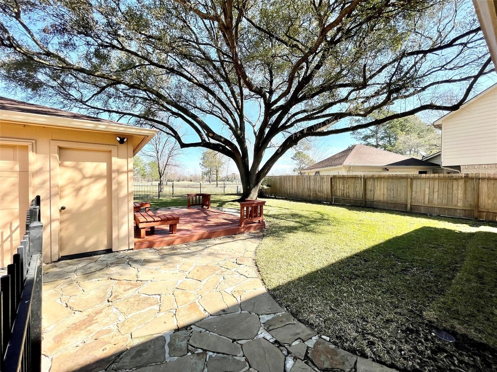 15006 Elmont Drive - Photo 5