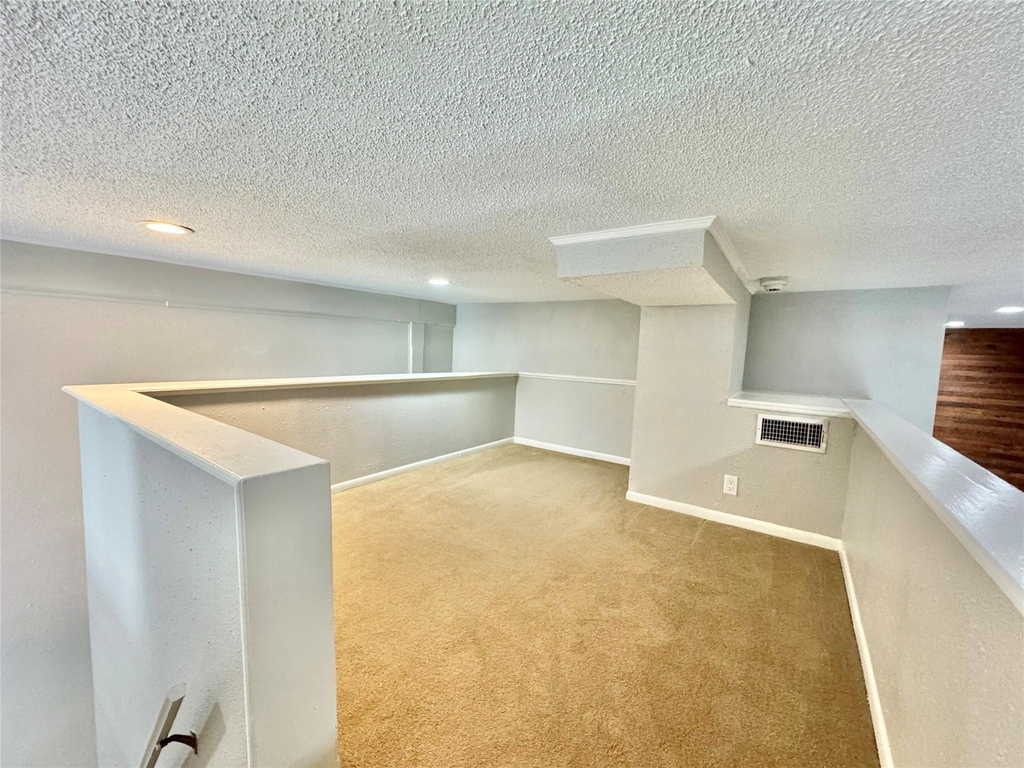 2309 Strand Street - Photo 13