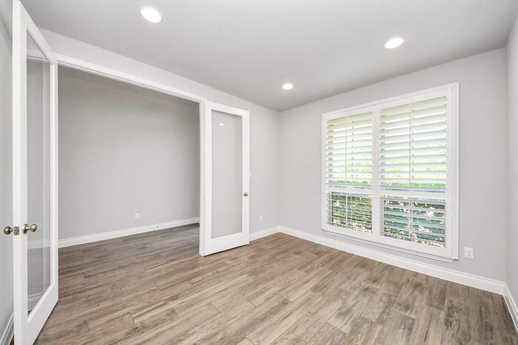 28045 Woodland Bend Way - Photo 6