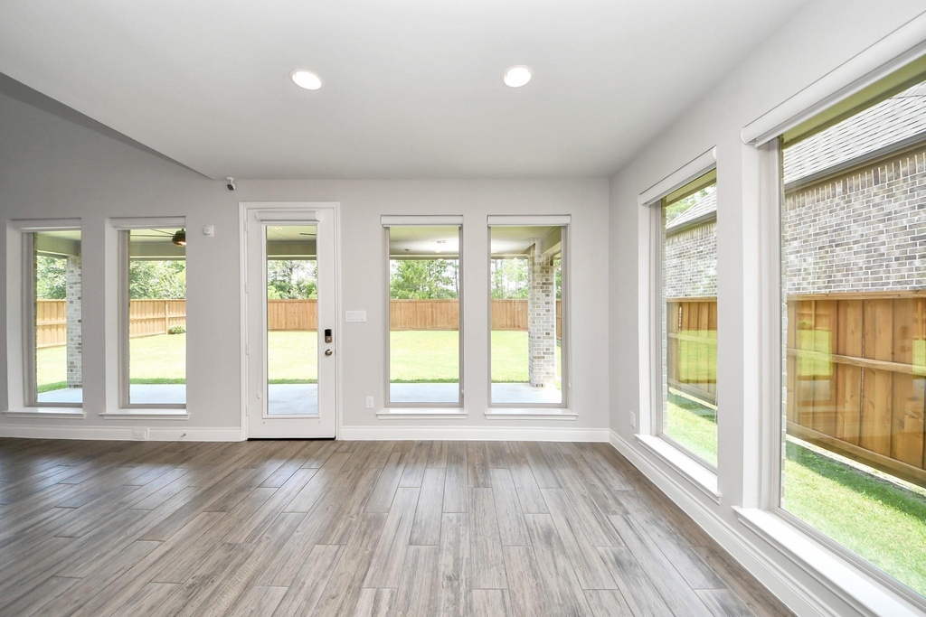 28045 Woodland Bend Way - Photo 21