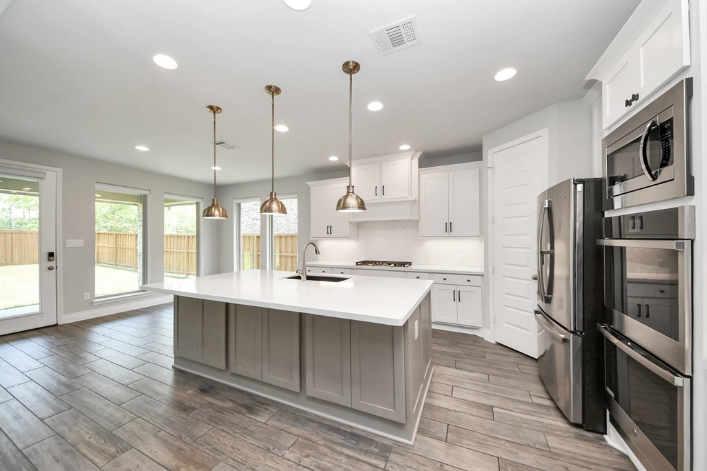 28045 Woodland Bend Way - Photo 16