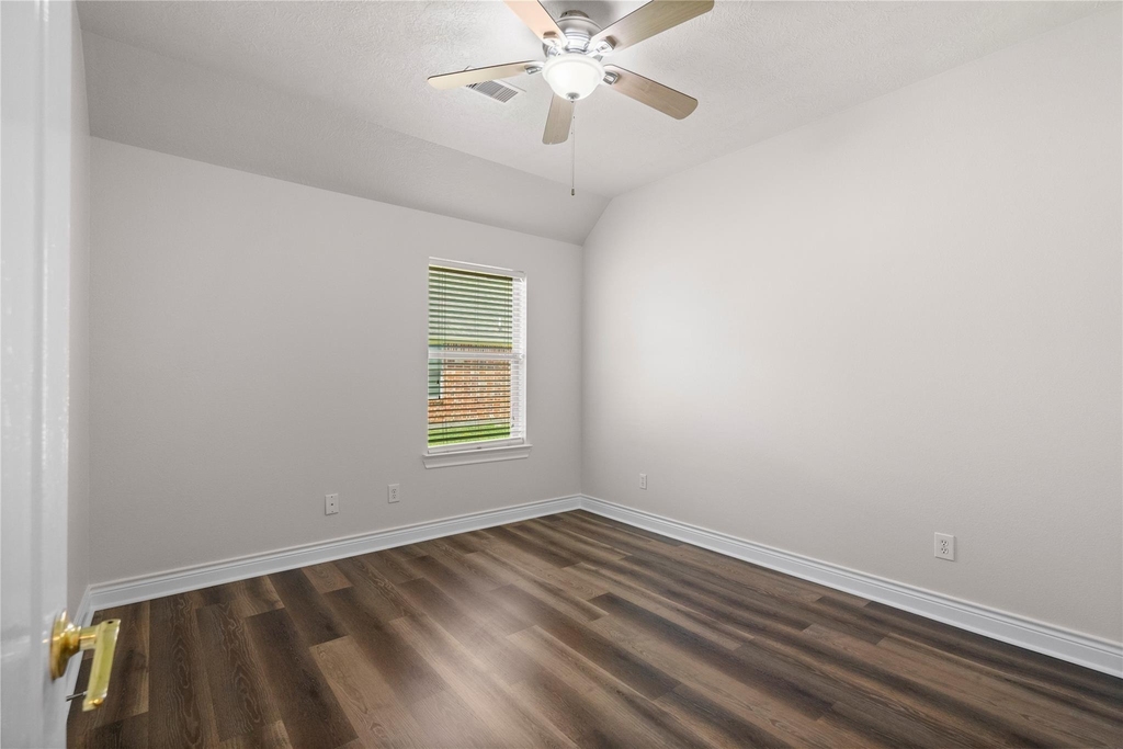 12222 Walden Road - Photo 18
