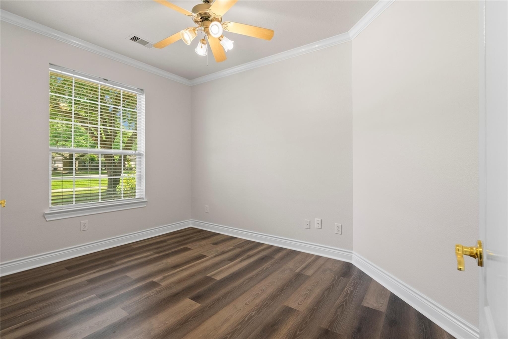 12222 Walden Road - Photo 4