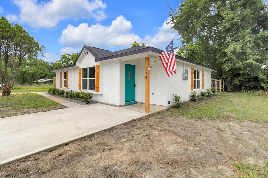 179 Mill Street - Photo 2
