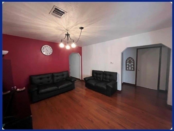 114 Irwin - Photo 5