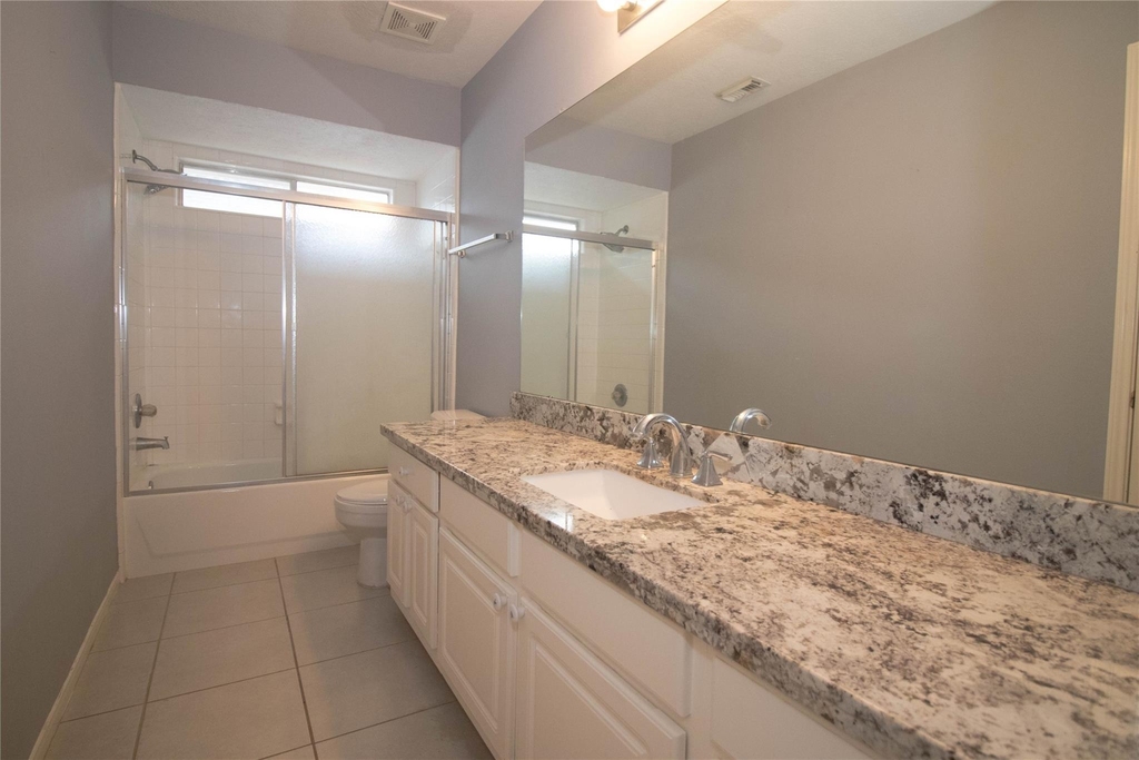 310 Cheddington Drive - Photo 14