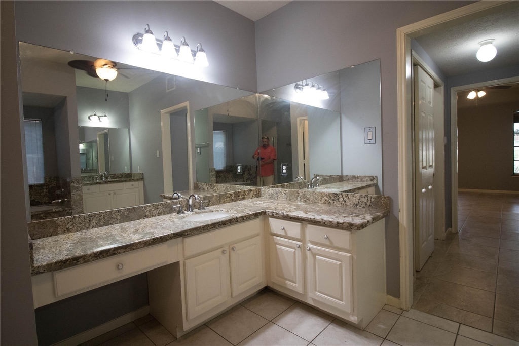 310 Cheddington Drive - Photo 13
