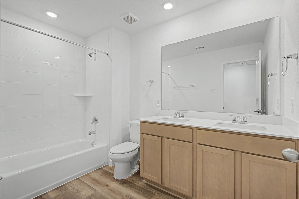 2629 Mchenry Landing Lane - Photo 18