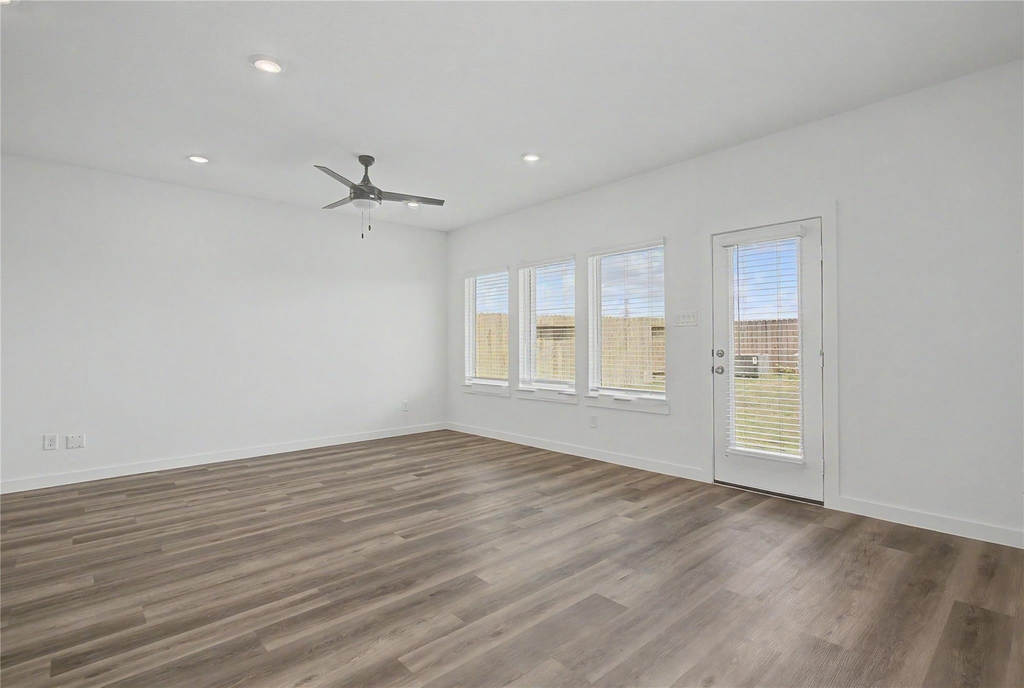 2629 Mchenry Landing Lane - Photo 2