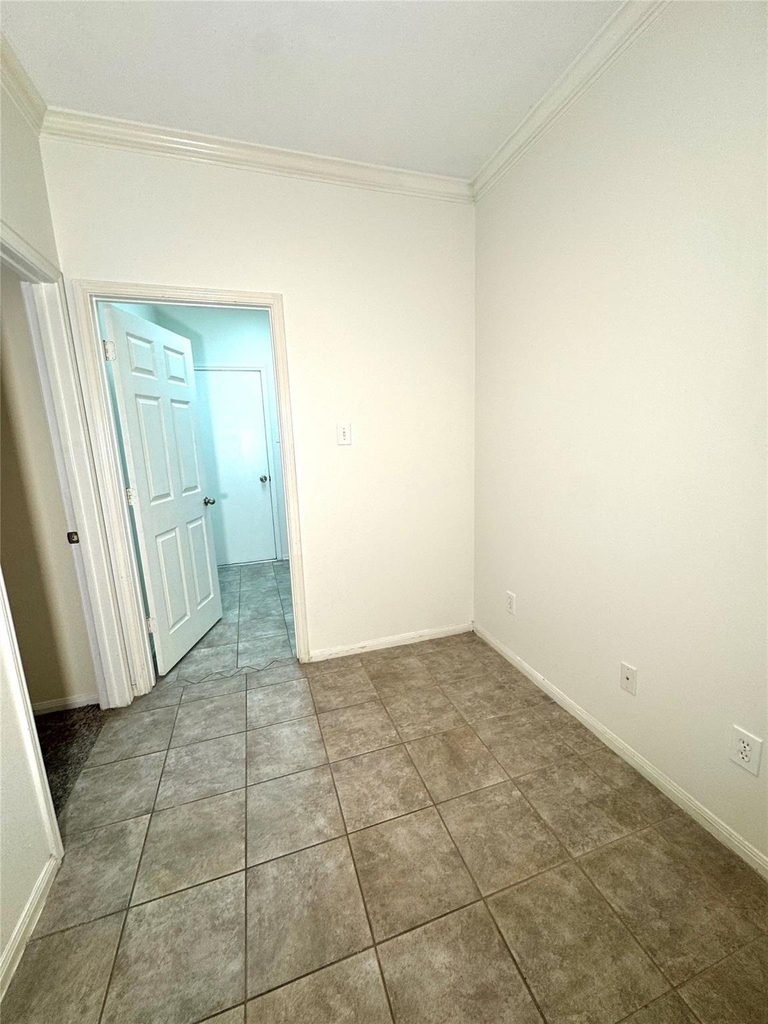 2827 Fair Chase Drive - Photo 34
