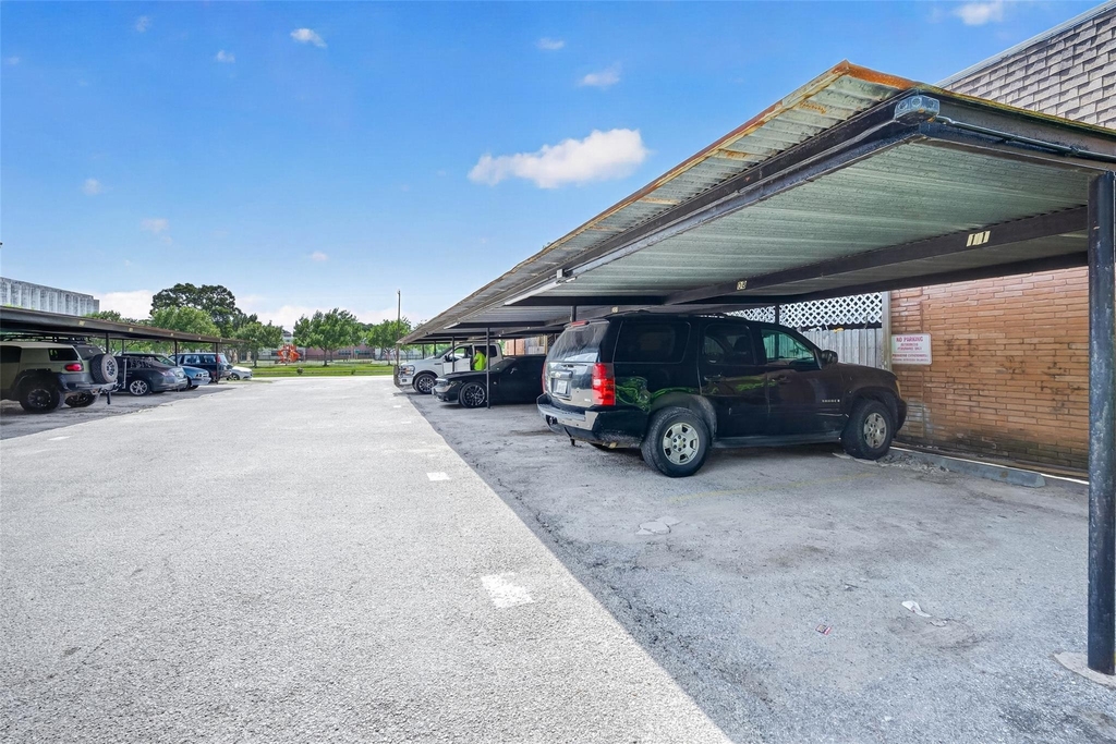 1220 Shadowdale Drive - Photo 33