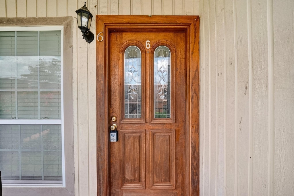 1220 Shadowdale Drive - Photo 5
