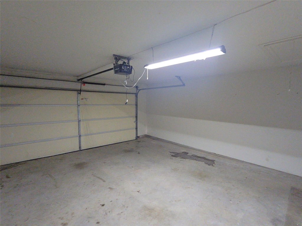 2303 Golden Brandy Lane - Photo 18
