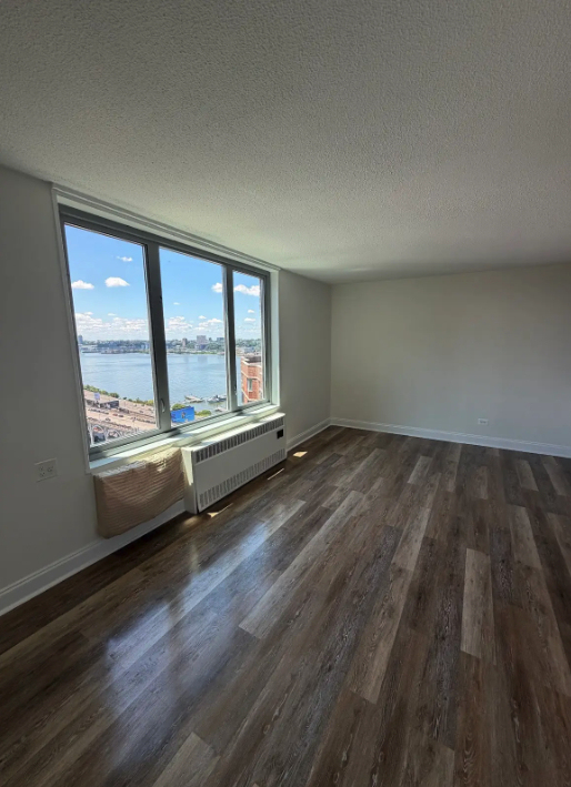 3333 Broadway - Photo 3