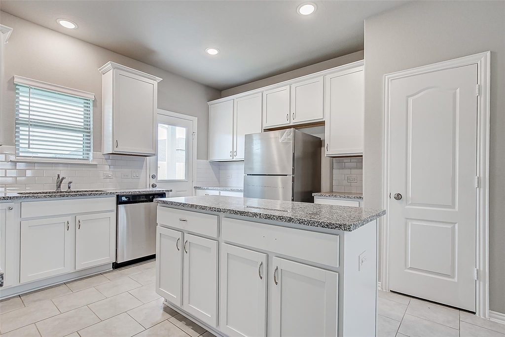 31322 Spotted Saddle Hollow Lane - Photo 11