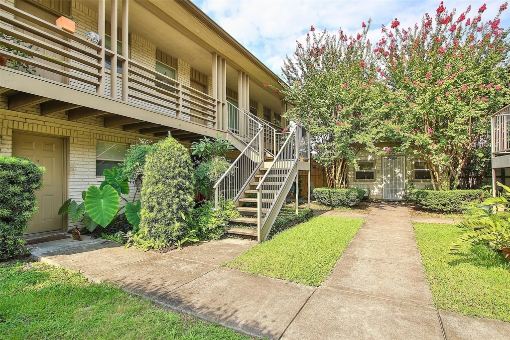 2208 Morse - Photo 19