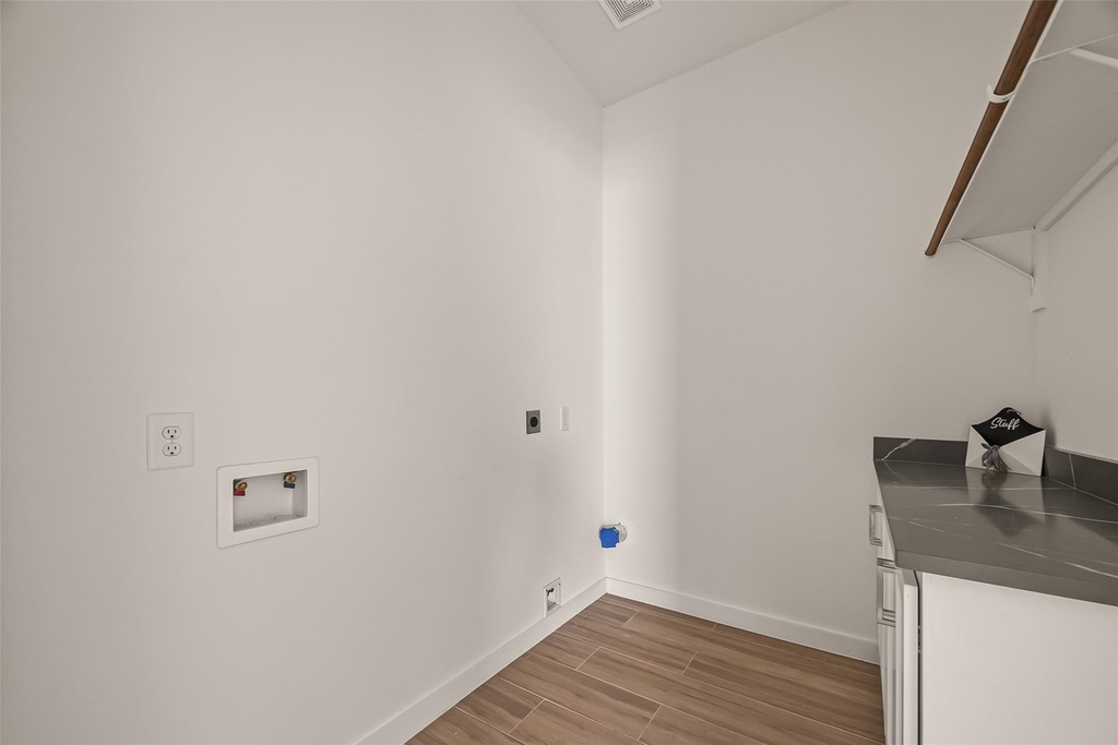 90 Burress Street - Photo 6