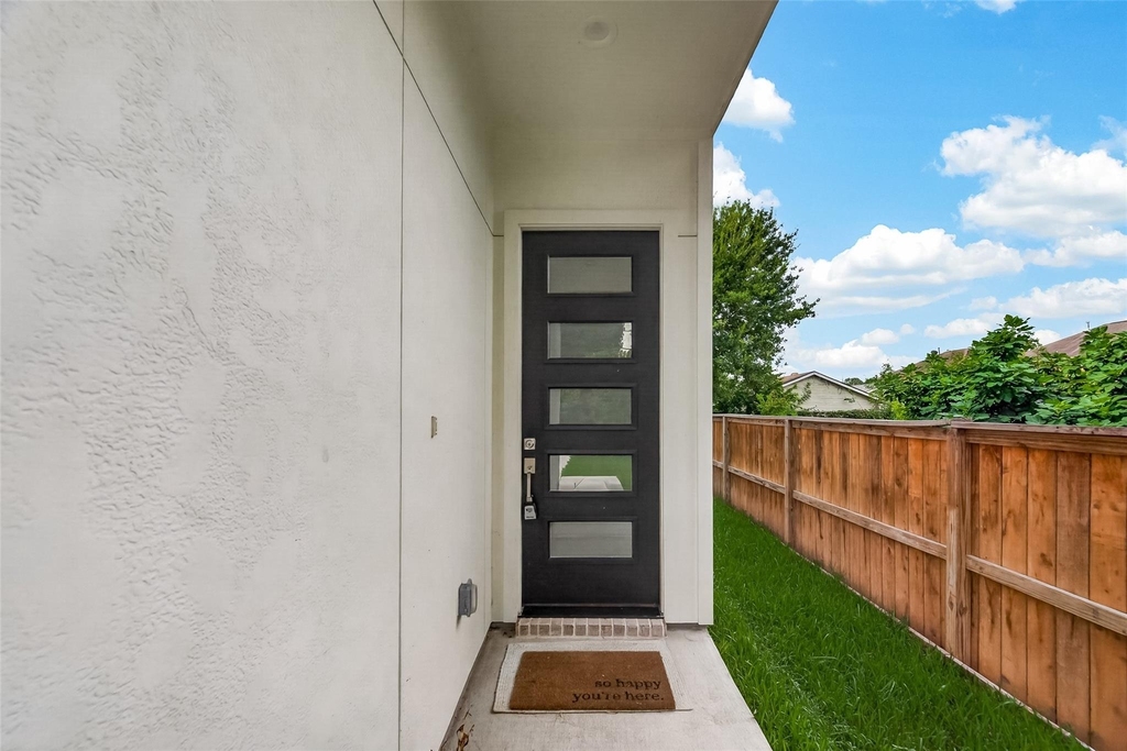 90 Burress Street - Photo 1