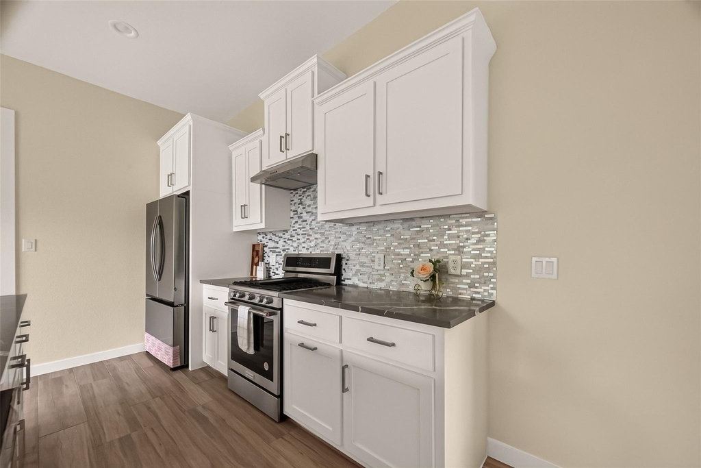 90 Burress Street - Photo 28