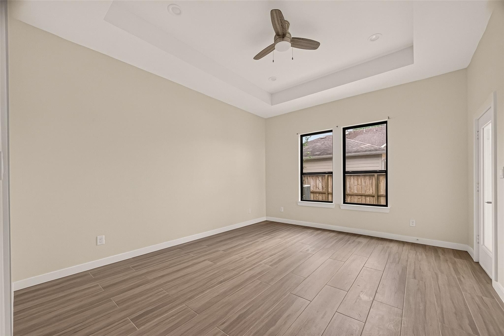 90 Burress Street - Photo 16