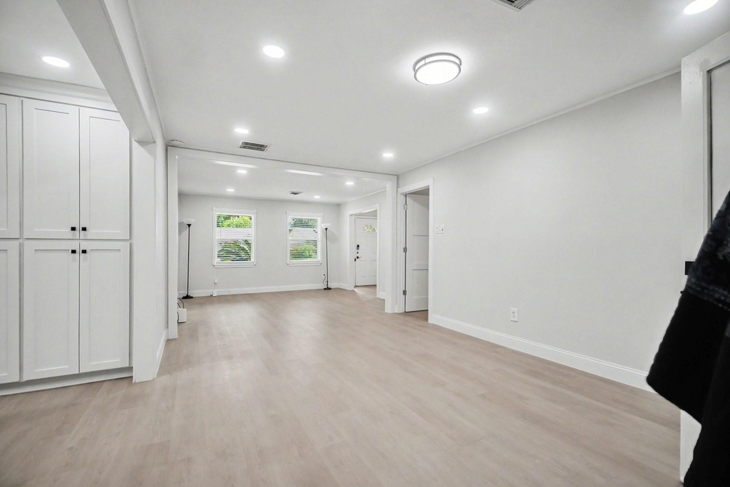 9323 Meadowbriar Lane - Photo 13
