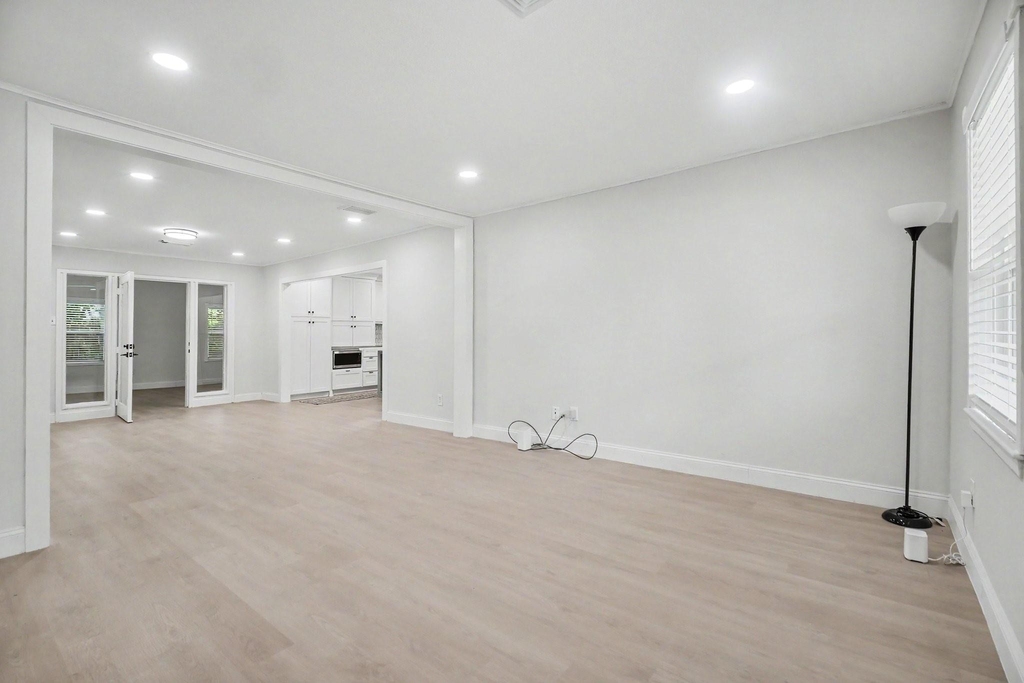 9323 Meadowbriar Lane - Photo 19