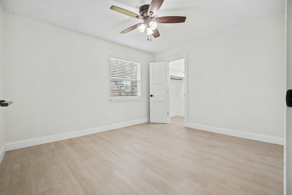 9323 Meadowbriar Lane - Photo 18