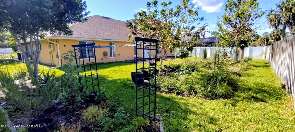 454 Fillmore Avenue Ne - Photo 31