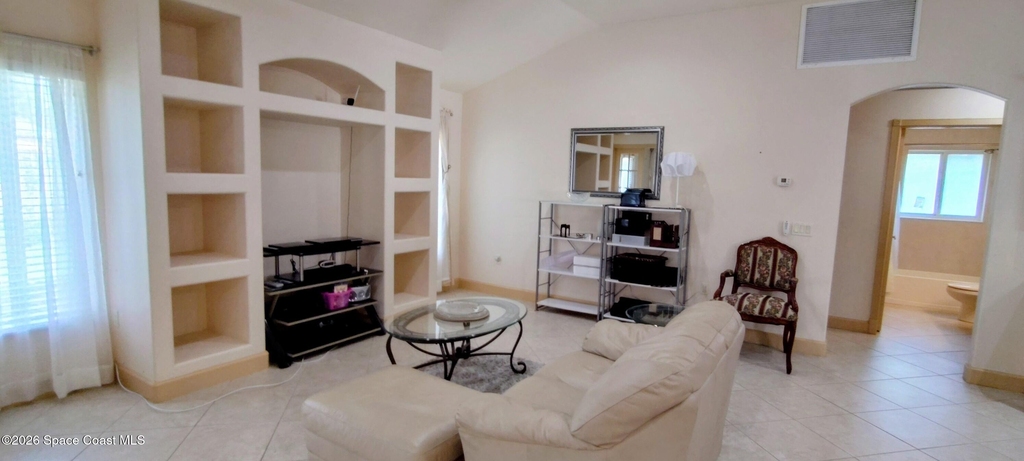 454 Fillmore Avenue Ne - Photo 9