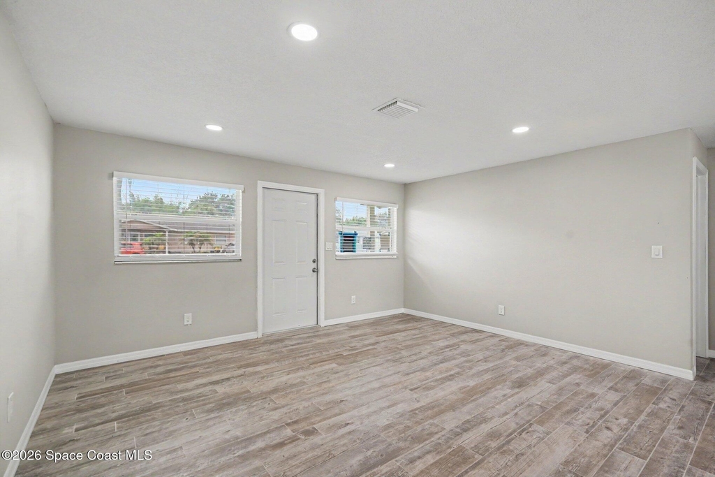 2222 Lucille Lane - Photo 2