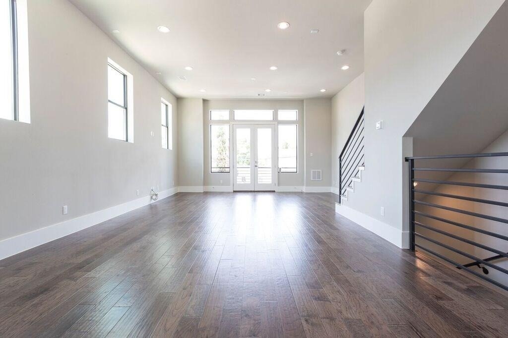 5703 Larkin - Photo 2