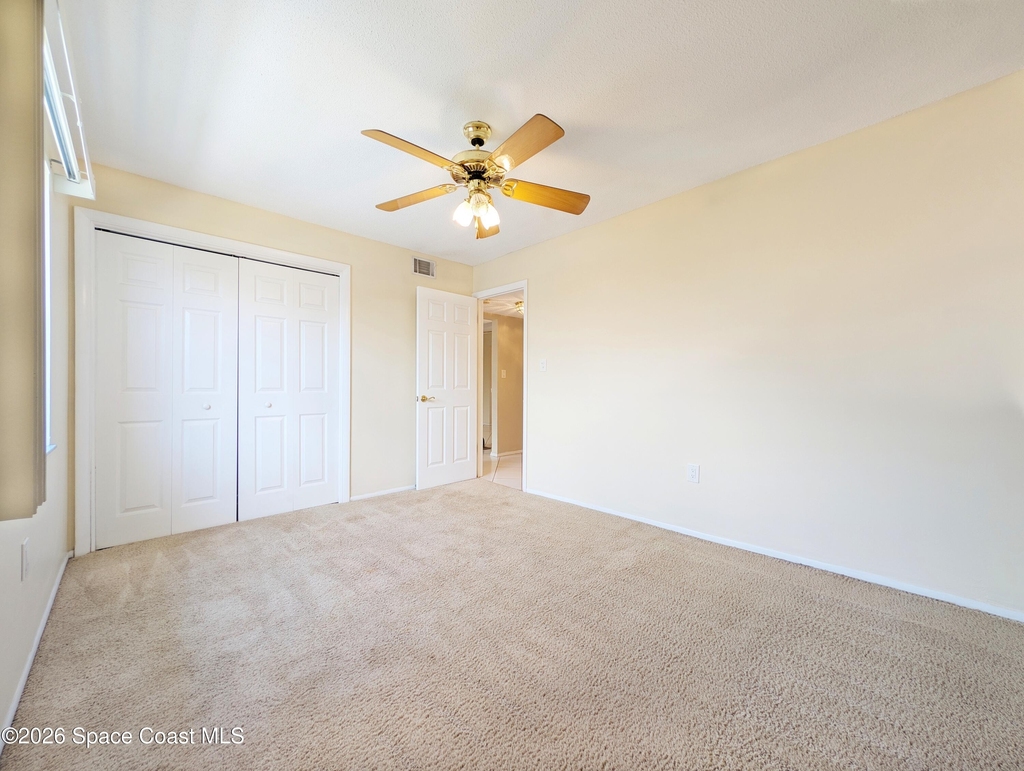 190 E Olmstead Drive - Photo 16