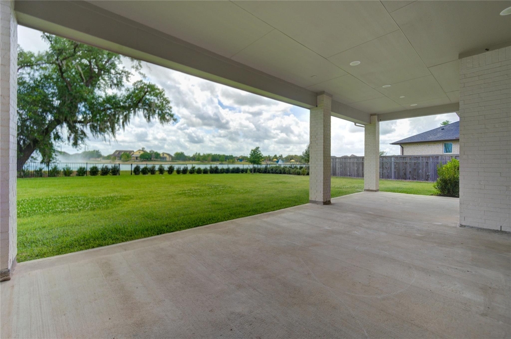 10318 Fountain Shore Drive - Photo 40