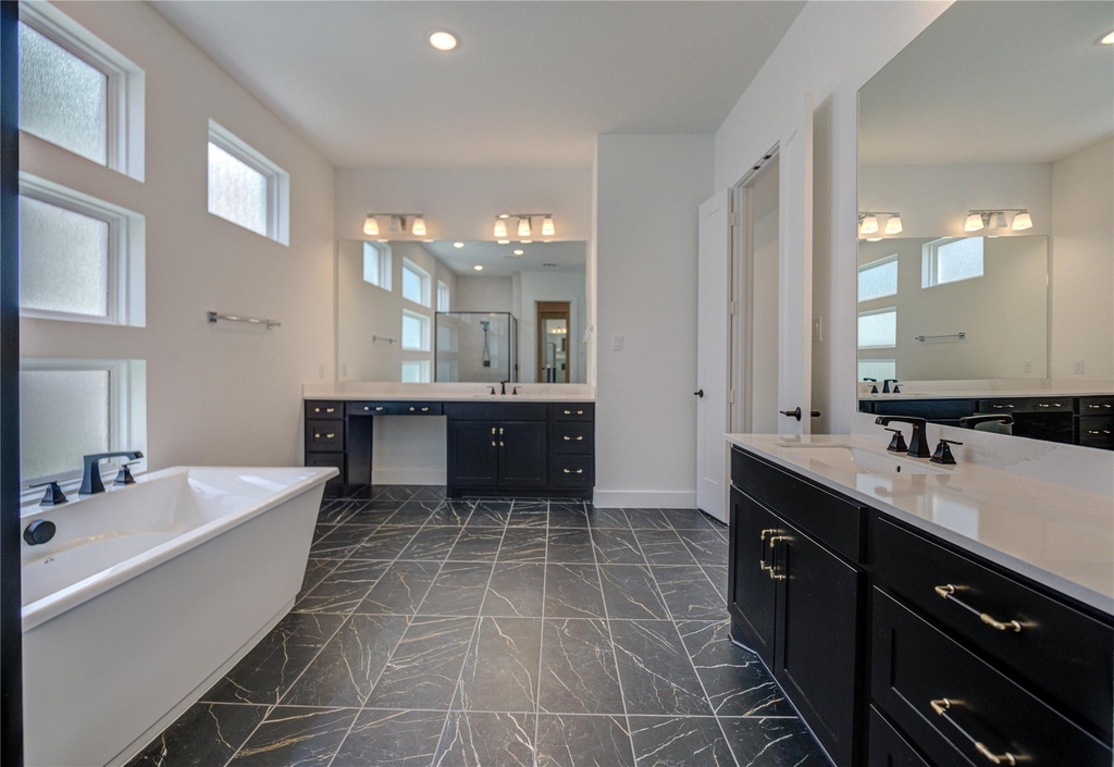 10318 Fountain Shore Drive - Photo 29