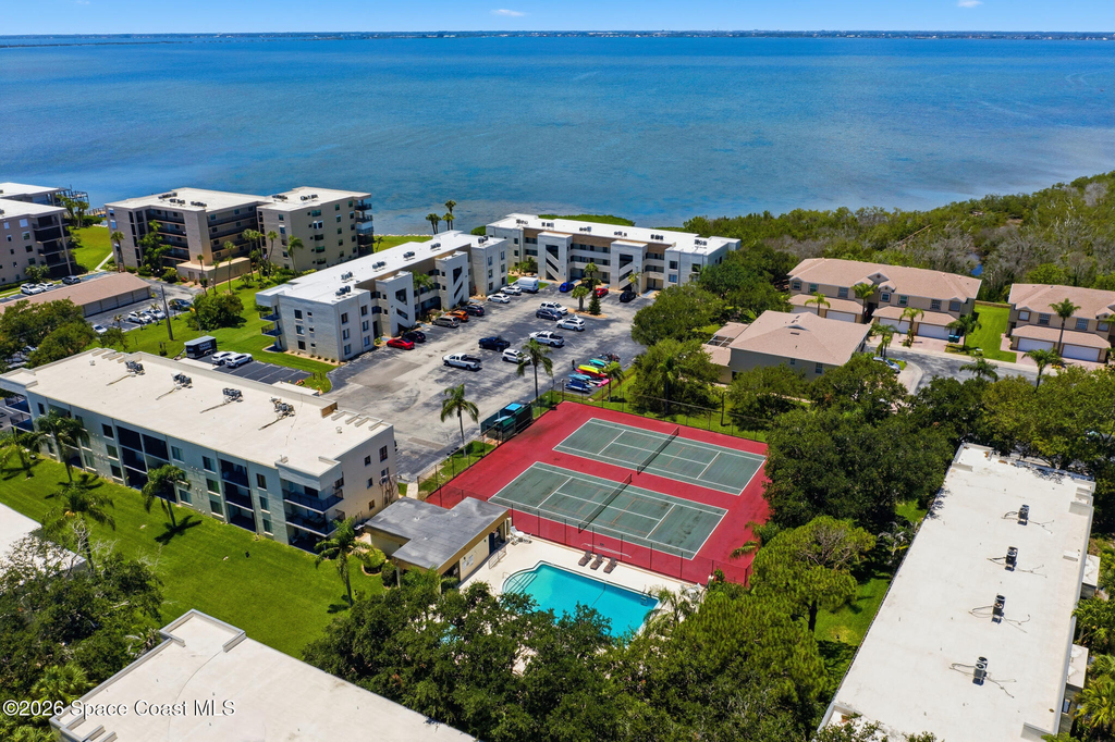 200 International Drive N - Photo 3