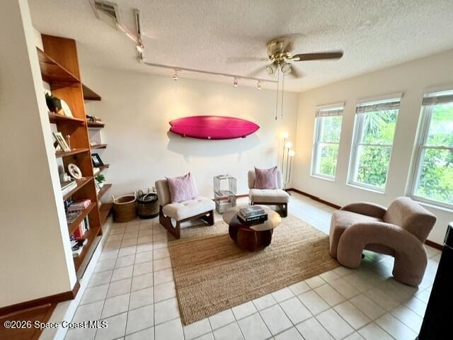2108 Rosewood Drive - Photo 4
