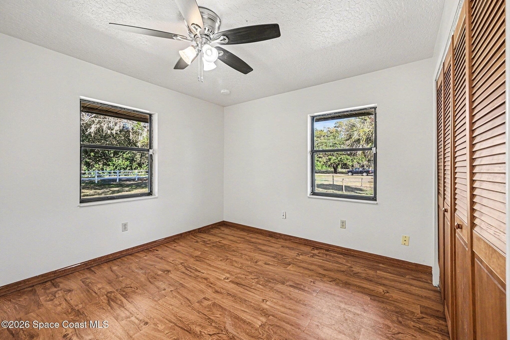 655 N Burnett Road - Photo 9