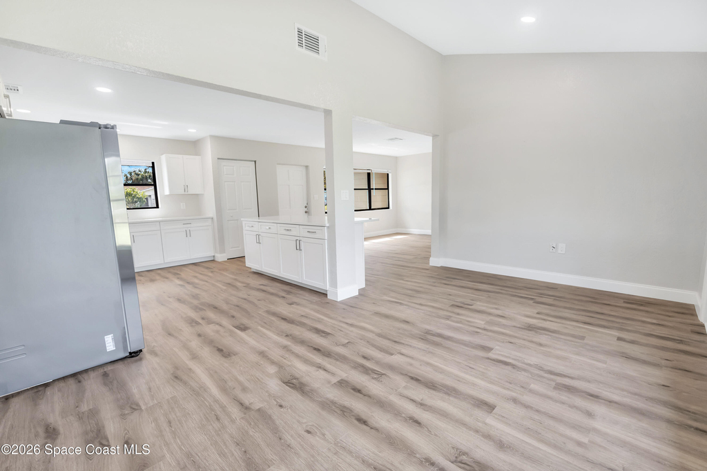 644 Nida Drive - Photo 3