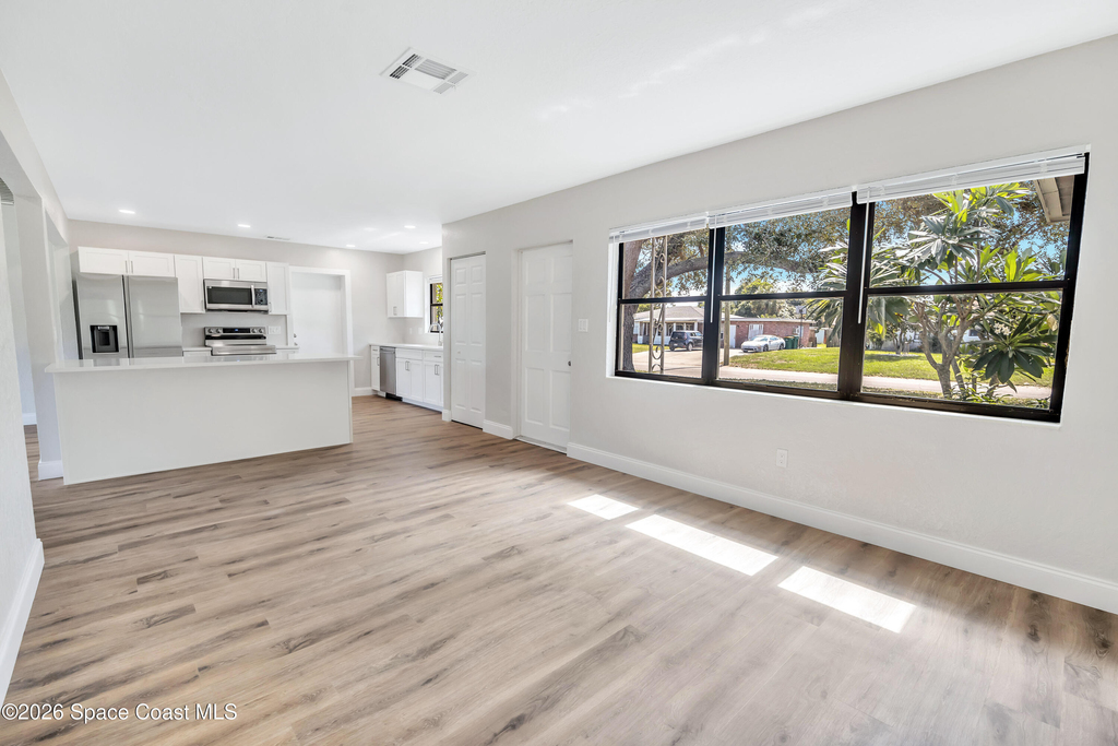 644 Nida Drive - Photo 4