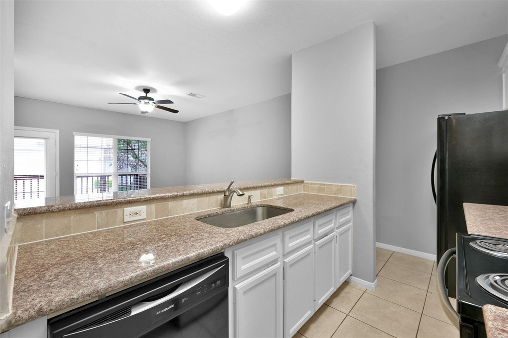 164 Binnacle Court - Photo 3