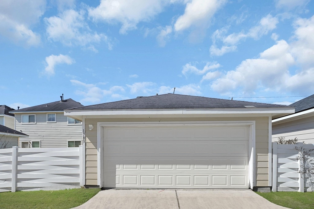 1783 Nichole Woods Drive - Photo 23