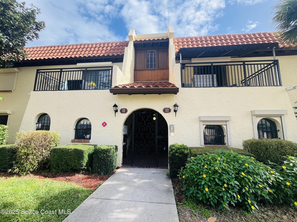 115 N Indian River Drive - Photo 1