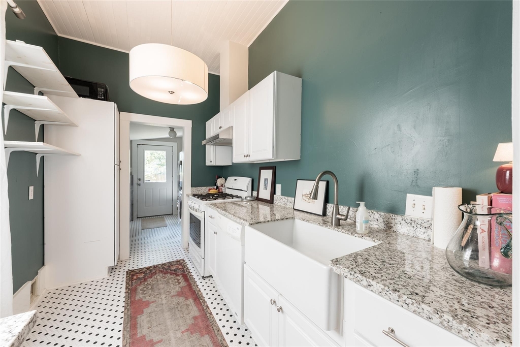 2011 Decatur Street - Photo 5